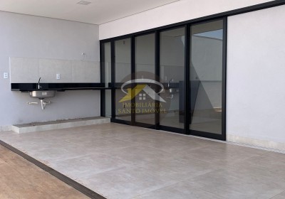 VENDE-SE CASA COM FINO ACABAMENTO NO PQ DAS LARANJEIRAS