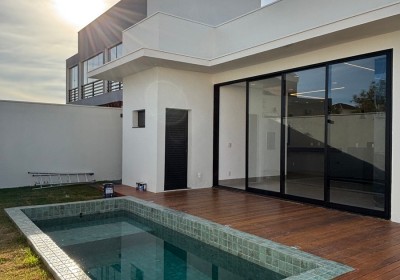 CASA À VENDA NO CONDOMÍNIO CYRELA LANDSCAPE I – UBERABA/MG