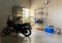 VENDE-SE CASA CONSERVADA NO BAIRRO PACAEMBU I EM UBERABA