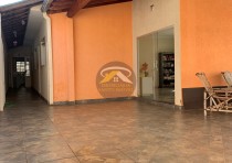 VENDE-SE ÓTIMA CASA NO BAIRRO LEBLON