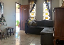 VENDE-SE EXCELENTE CASA NO BAIRRO GAMELEIRA