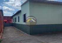 VENDE-SE CASA EM AVENIDA NO BAIRRO UBERABA 1