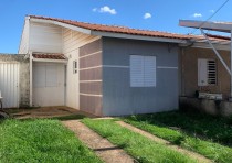 VENDE-SE CASA NO CONDOMINIO TERRA NOVA EM UBERABA