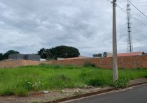 VENDE-SE: TERRENO NO BAIRRO DE LOURDES EM UBERABA