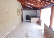 VENDE-SE EXCELENTE CASA NO BAIRRO PACAEMBU