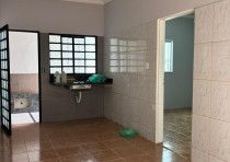 VENDE-SE EXCELENTE CASA NO BAIRRO JD MANHATTAN