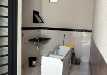 VENDE-SE EXCELENTE CASA NO BAIRRO JD MANHATTAN