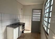 ALUGA-SE: ÓTIMA CASA NO BAIRRO MARAJÓ II