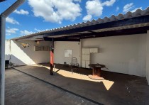 ALUGA-SE: ÓTIMA CASA NO BAIRRO MARAJÓ II