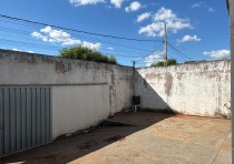 ALUGA-SE: ÓTIMA CASA NO BAIRRO MARAJÓ II