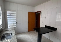 VENDE-SE CASA COM VARANDA GOURMET NO BAIRRO NENE GOMES