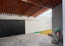 CASA COM FINO ACABAMENTO DISPONÍVEL PARA VENDA NO BAIRRO JD ESPANHA