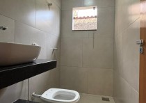 CASA COM FINO ACABAMENTO DISPONÍVEL PARA VENDA NO BAIRRO JD ESPANHA