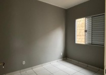 CASA BEM CONSERVADA DISPONÍVEL PARA VENDA NO BAIRRO COLIBRI