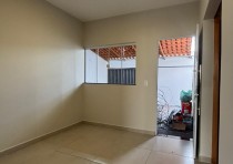 CASA COM FINO ACABAMENTO DISPONÍVEL PARA VENDA NO BAIRRO JD ESPANHA