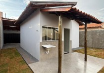 CASA COM FINO ACABAMENTO DISPONÍVEL PARA VENDA NO BAIRRO JD ESPANHA