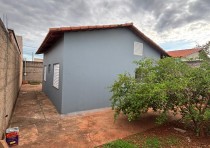 CASA BEM CONSERVADA DISPONÍVEL PARA VENDA NO BAIRRO COLIBRI