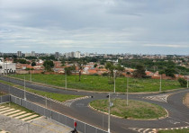 ALUGA-SE APARTAMENTO NO RESERVA PARAÍSO - INC