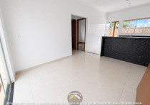 VENDE-SE CASA NO BAIRRO ONEIDA MENDES