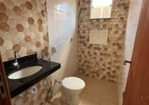 VENDE-SE CASA NO BAIRRO ONEIDA MENDES