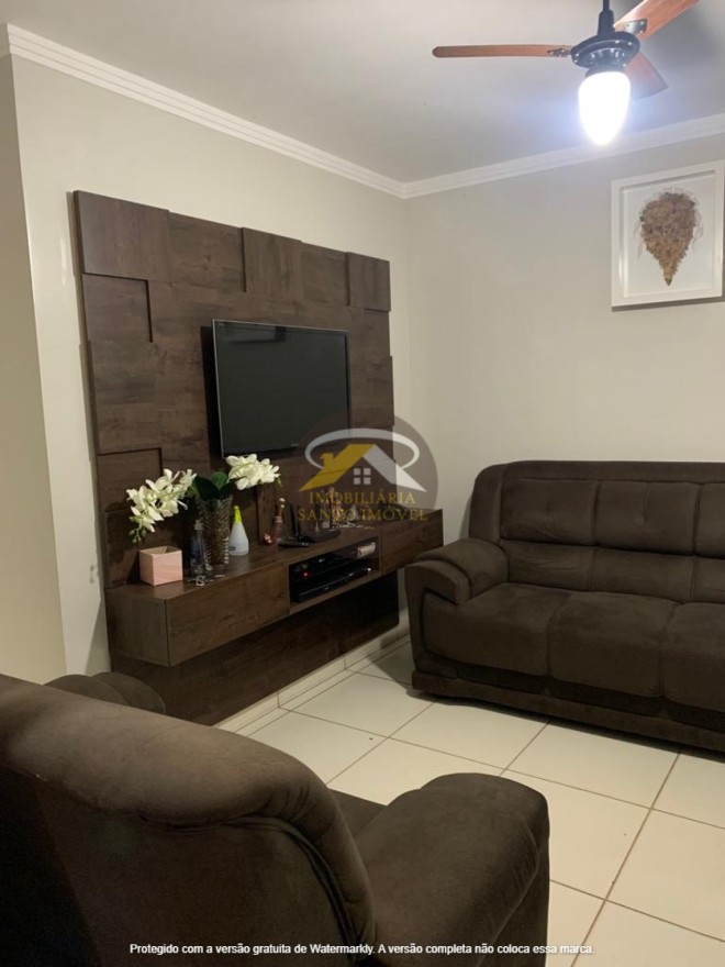 VENDE-SE EXCELENTE CASA NO BAIRRO ILHA DE MARAJÓ