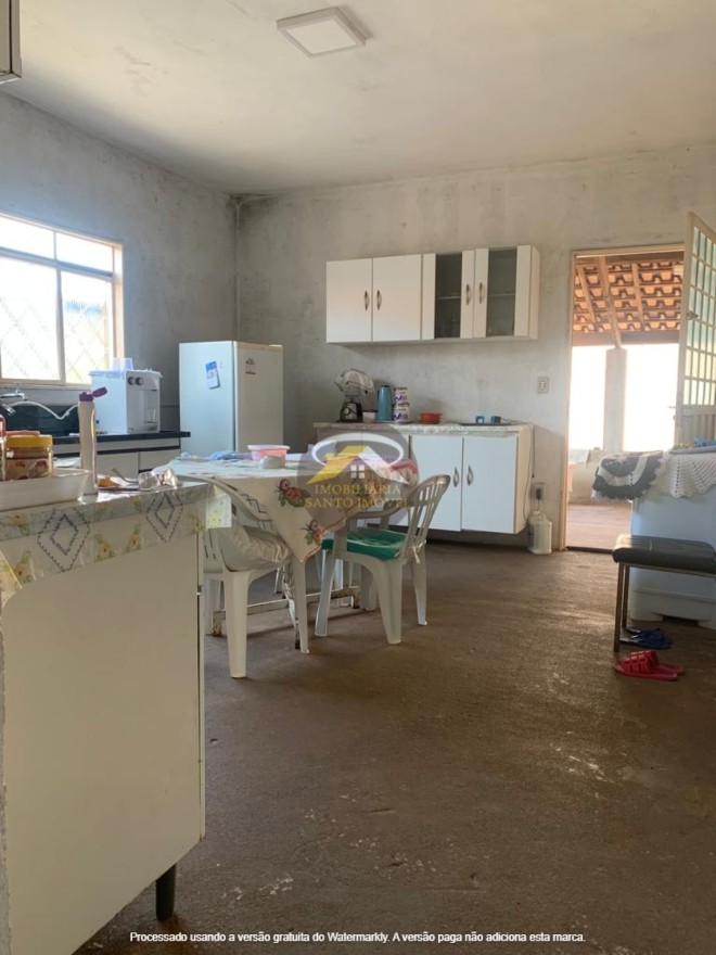 VENDE-SE CASA NO BAIRRO ESTADOS UNIDOS