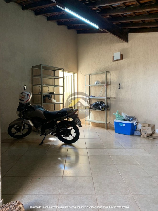 VENDE-SE CASA CONSERVADA NO BAIRRO PACAEMBU I EM UBERABA