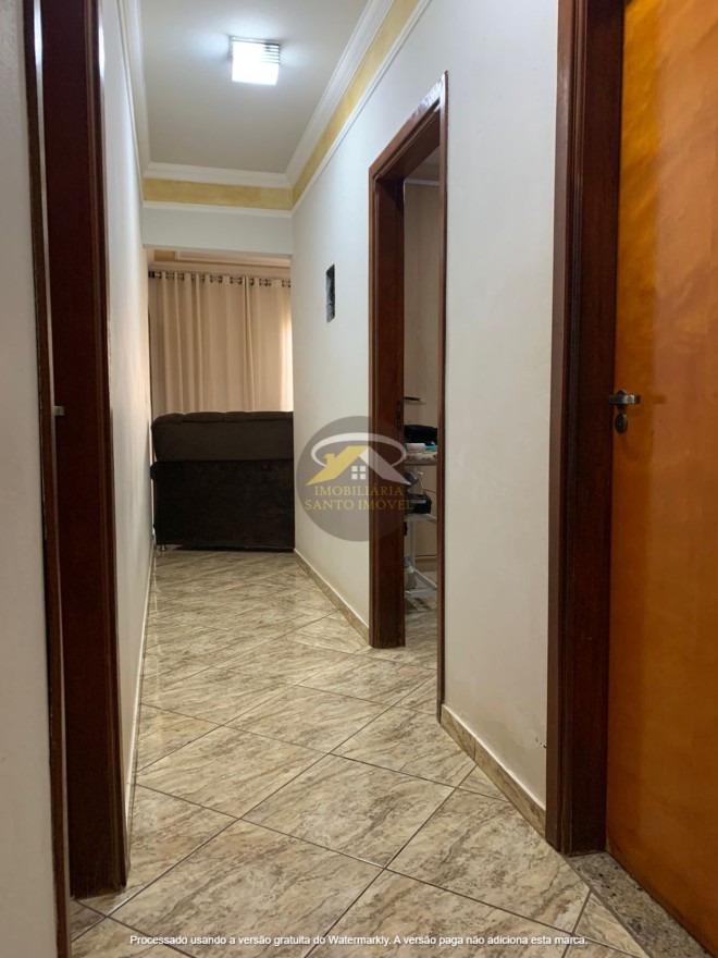 VENDE-SE CASA CONSERVADA NO BAIRRO PACAEMBU I EM UBERABA