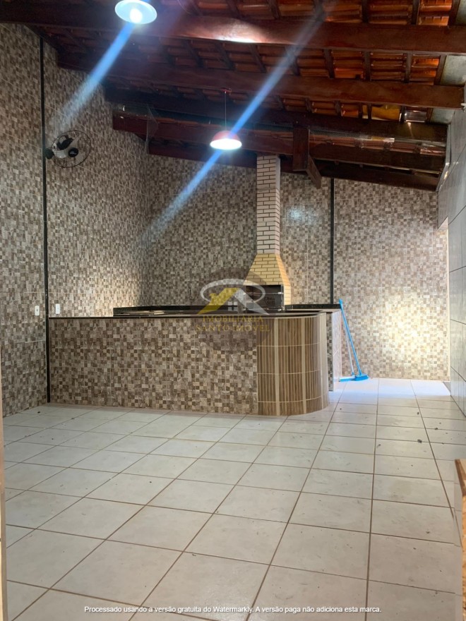 VENDE-SE CASA NO BAIRRO CIDADE NOVA