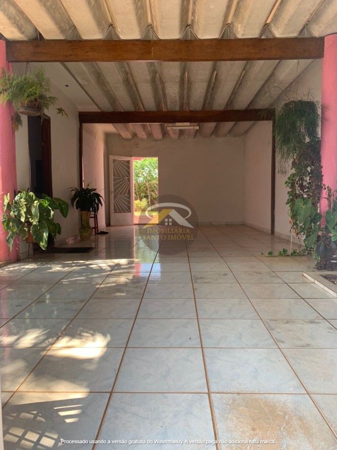 VENDE-SE EXCELENTE CASA NO BAIRRO GAMELEIRA