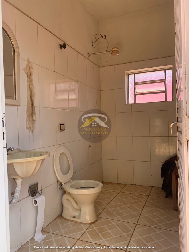 VENDE-SE EXCELENTE CASA NO BAIRRO GAMELEIRA