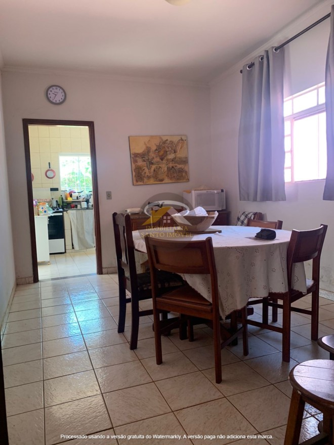 VENDE-SE EXCELENTE CASA NO BAIRRO GAMELEIRA