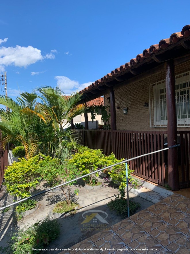 VENDE-SE EXCELENTE CASA NO BAIRRO LEBLON