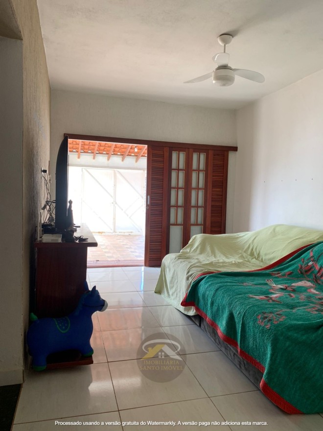 VENDE-SE CASA NO BAIRRO ANTÔNIA CANDIDA I