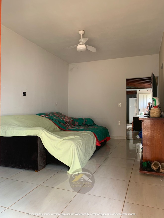 VENDE-SE CASA NO BAIRRO ANTÔNIA CANDIDA I