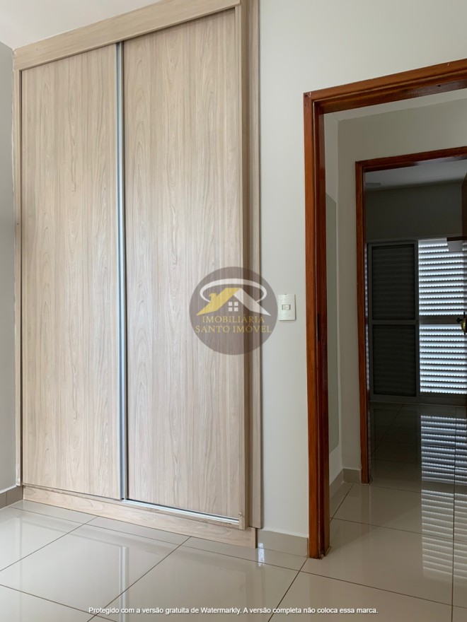 VENDE-SE EXCELENTE APARTAMENTO NO BAIRRO ABADIA