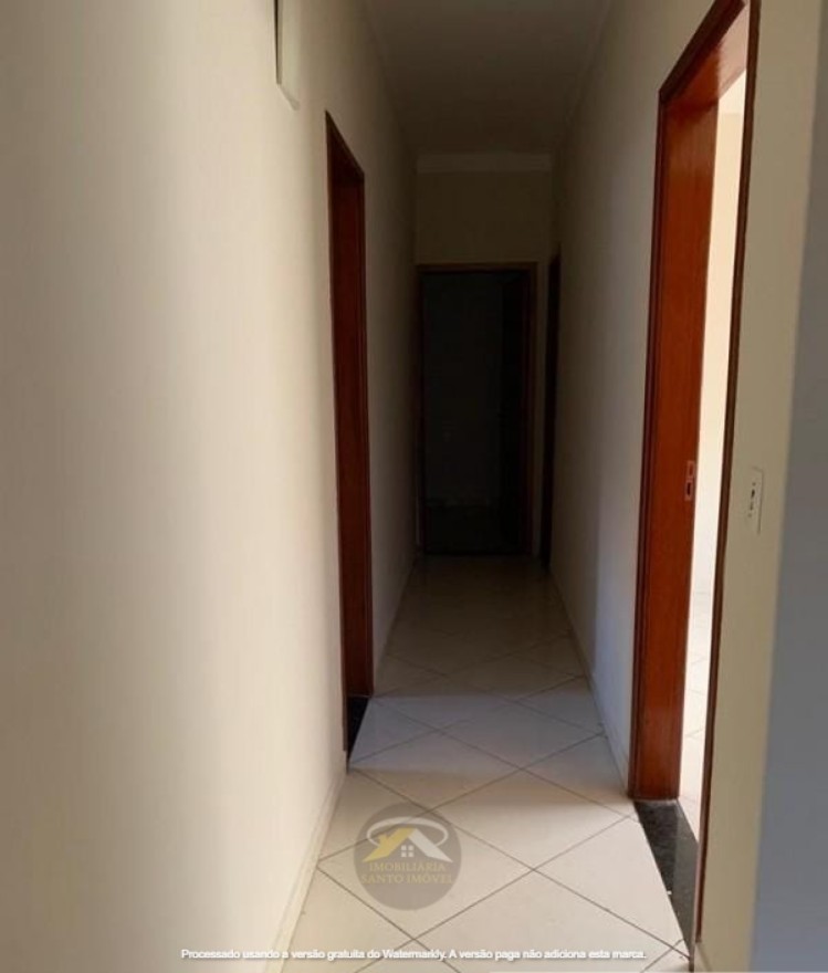 VENDE-SE CASA NO BAIRRO CIDADE NOVA