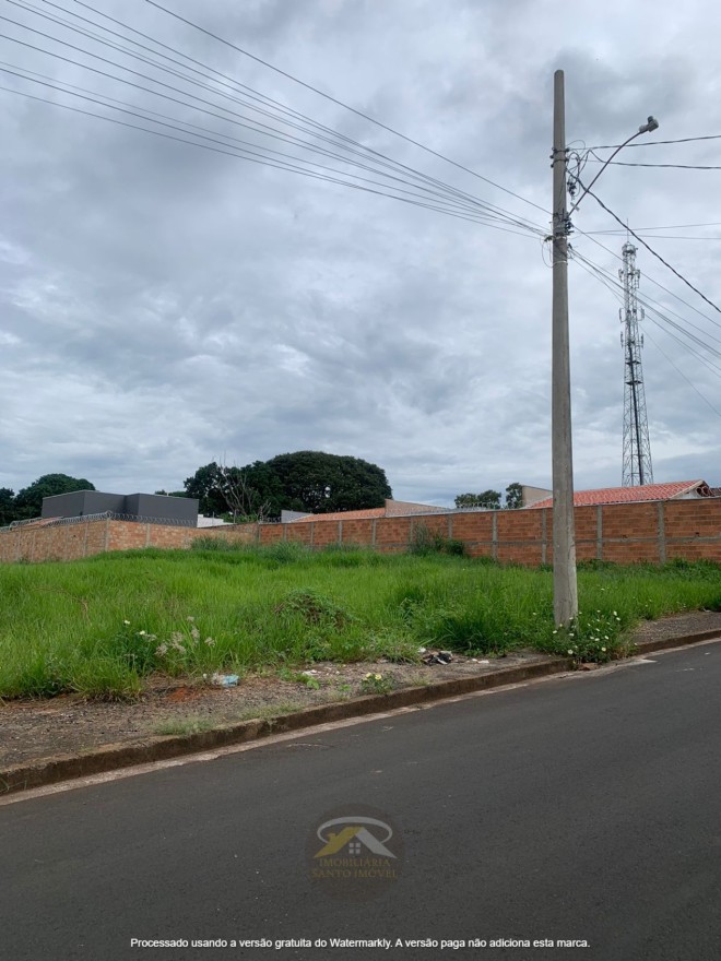 VENDE-SE: TERRENO NO BAIRRO DE LOURDES EM UBERABA