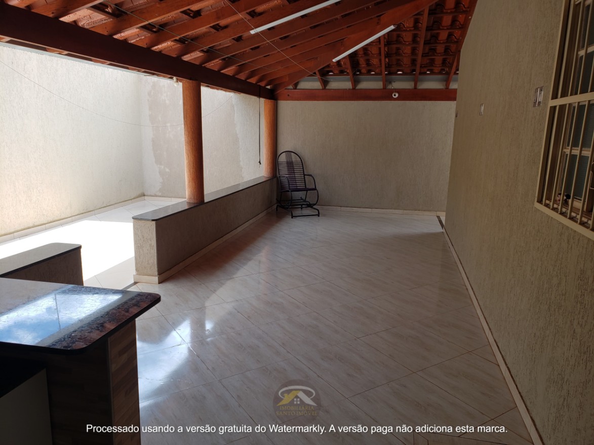 VENDE-SE EXCELENTE CASA NO BAIRRO PACAEMBU