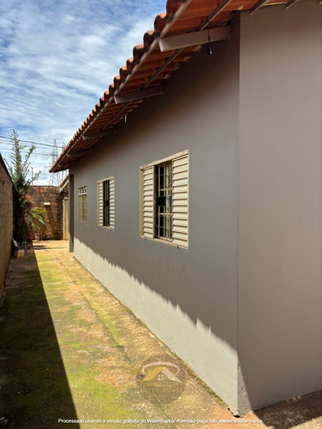 VENDE-SE CASA COM VALOR DE OPORTUNIDADE NO BAIRRO JARDIM ITÁLIA