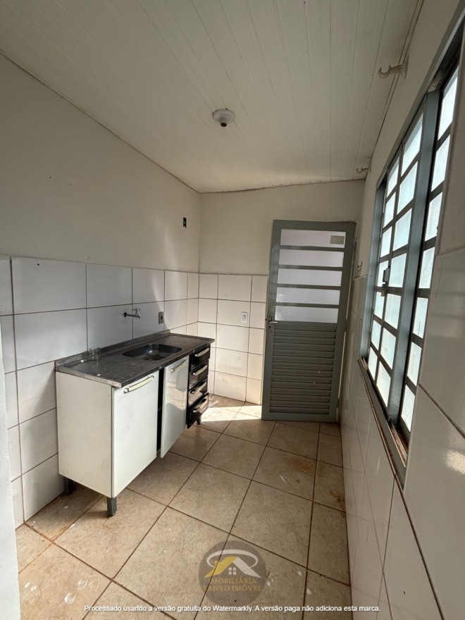 ALUGA-SE: ÓTIMA CASA NO BAIRRO MARAJÓ II