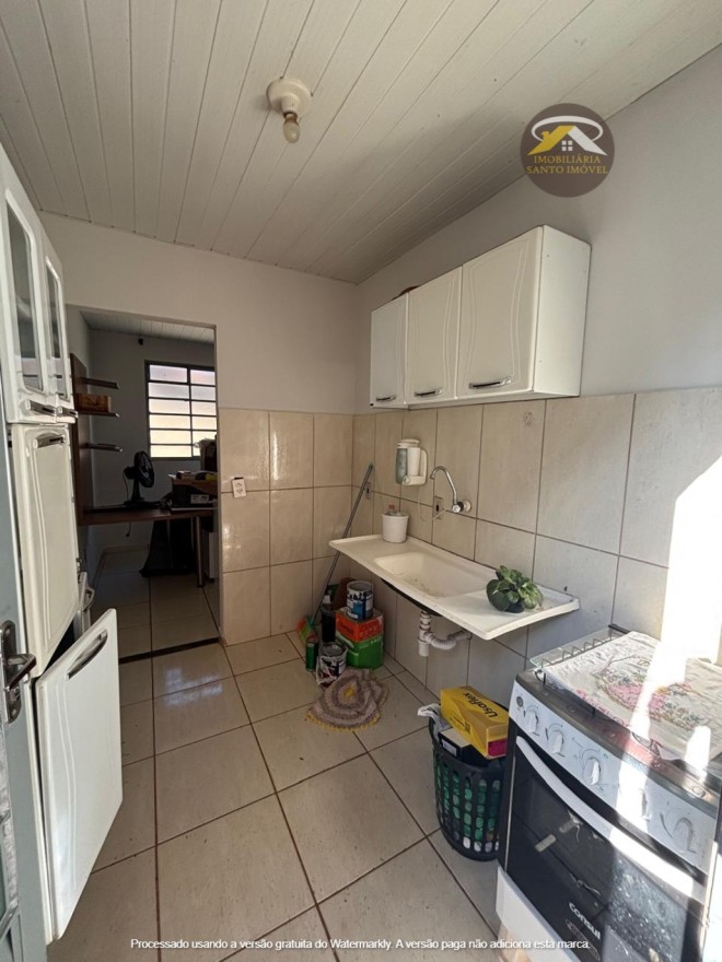 VENDE-SE ÓTIMA CASA NO BAIRRO ANATÊ