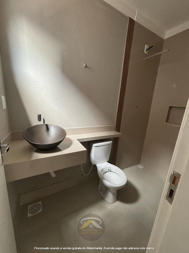 VENDE-SE: EXCELENTE CASA NO BAIRRO CIDADE NOVA EM UBERABA