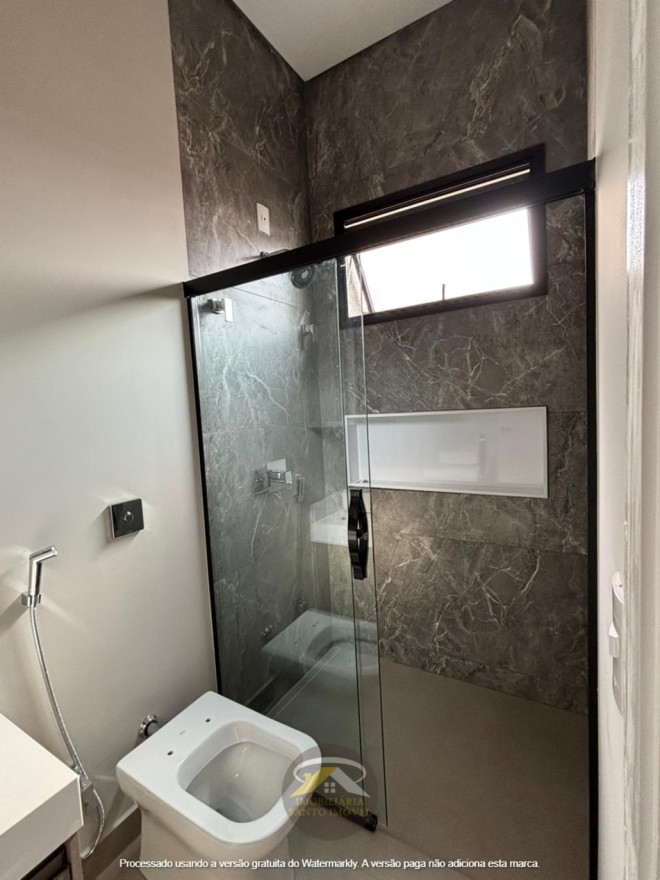 VENDE-SE: CASA DISPONÍVEL NO CONDOMÍNIO DAMHA I.