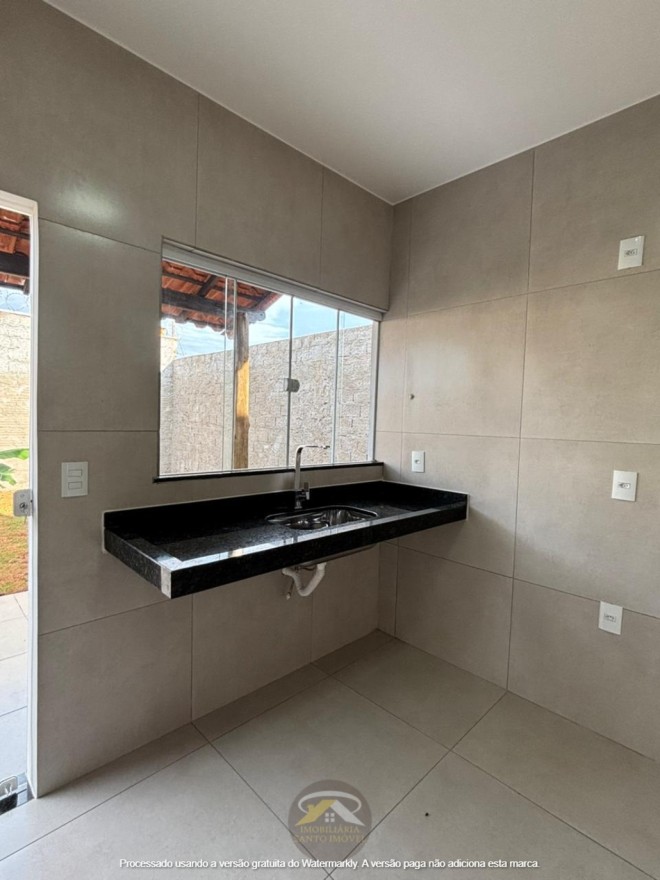 CASA COM FINO ACABAMENTO DISPONÍVEL PARA VENDA NO BAIRRO JD ESPANHA