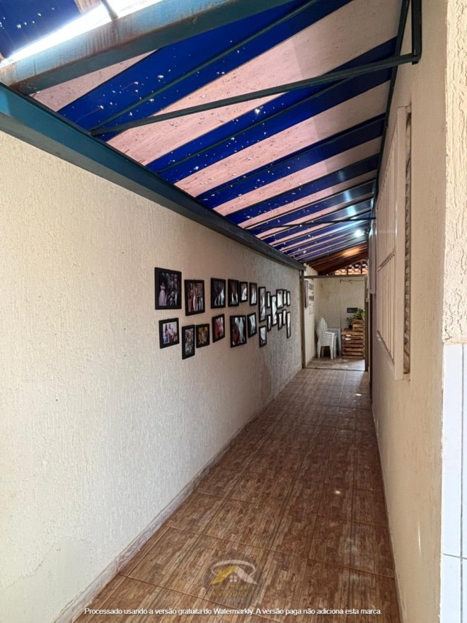 CASA CONSERVADA DISPONÍVEL PARA VENDA NO BAIRRO LEBLON