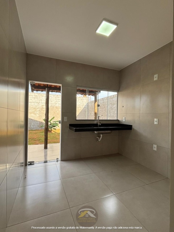 CASA COM FINO ACABAMENTO DISPONÍVEL PARA VENDA NO BAIRRO JD ESPANHA