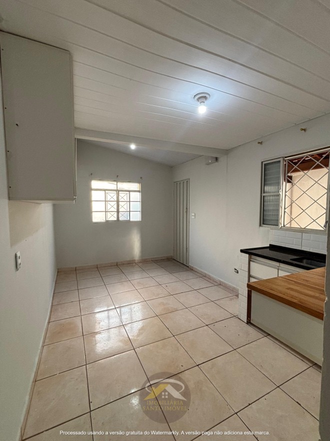 CASA COM TRÊS QUARTOS DISPONÍVEL PARA VENDA NO BAIRRO UBERABA 1.