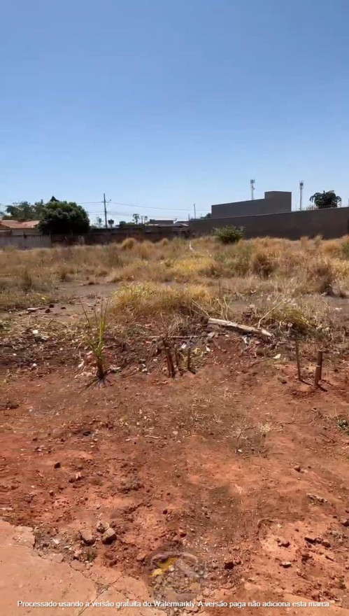 ÁREA COM 2.540M² DISPONÍVEL P/ LOCAÇÃO NA AV. MANOEL DE MELO REZENDE.