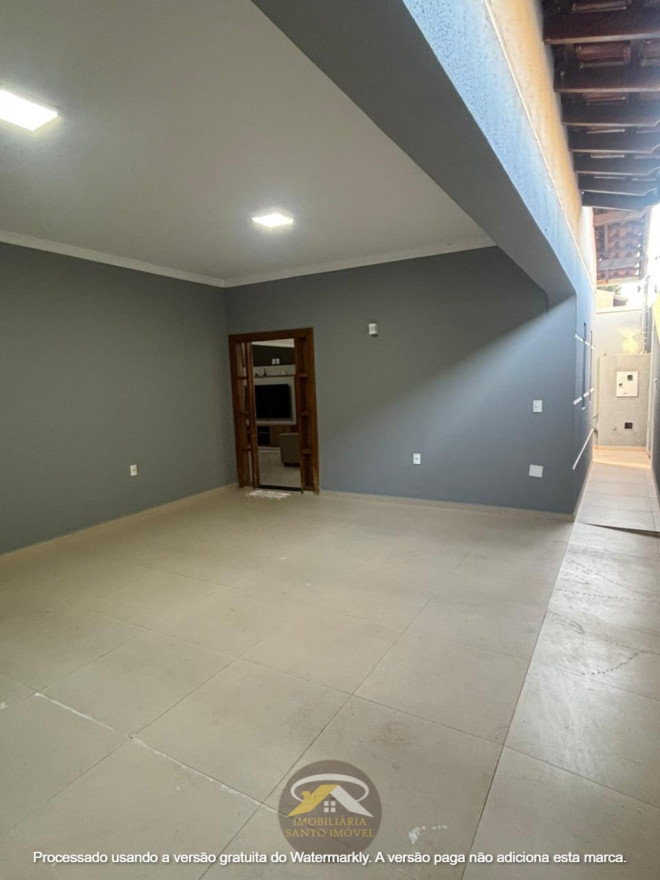 CASA FUNCIONAL PARA VENDA NO BAIRRO JARDIM SÃO BENTO